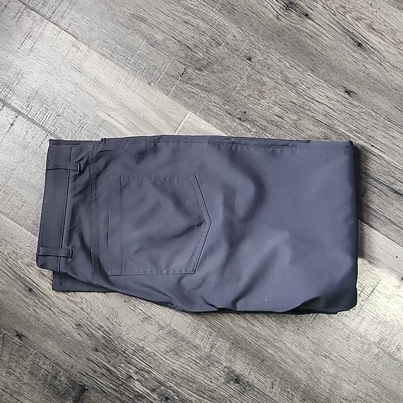 PGA Tour pants and shorts - Picture 2 of 8